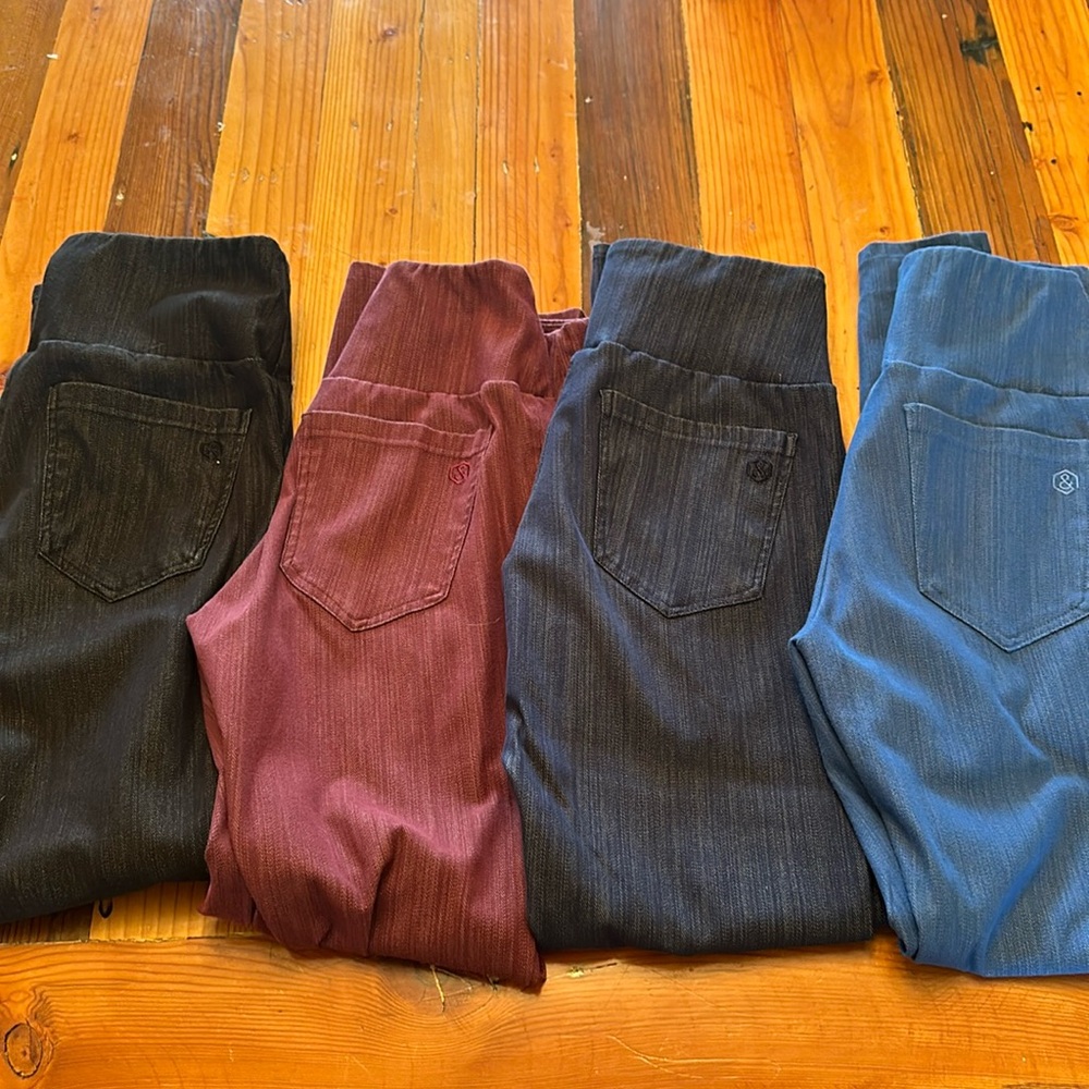 Agnes & Dora pull on jeggings bundle